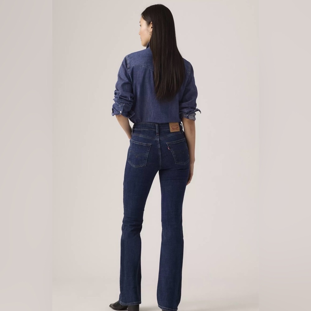 Levi’s 725 High rise bootcut women’s jeans | Size 25